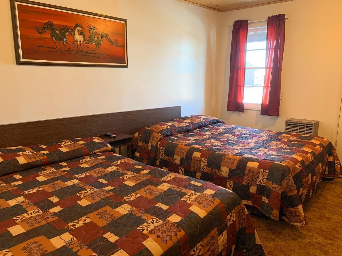 Wagons West Motel Augusta Екстер'єр фото